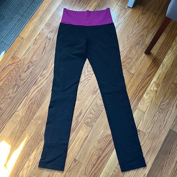 Lululemon high waisted leggings size 6 - Picture 1 of 5